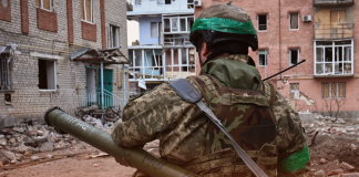 Kyiv Holds Bakhmut City as Moscow Attacks Persistently