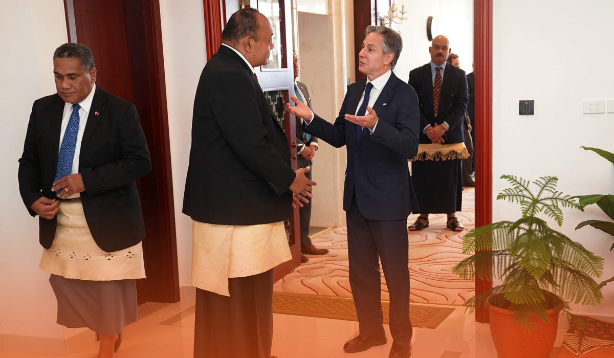 Blinken Visits Tonga, Opens Embassy; Warns of Chinese Economic Threat